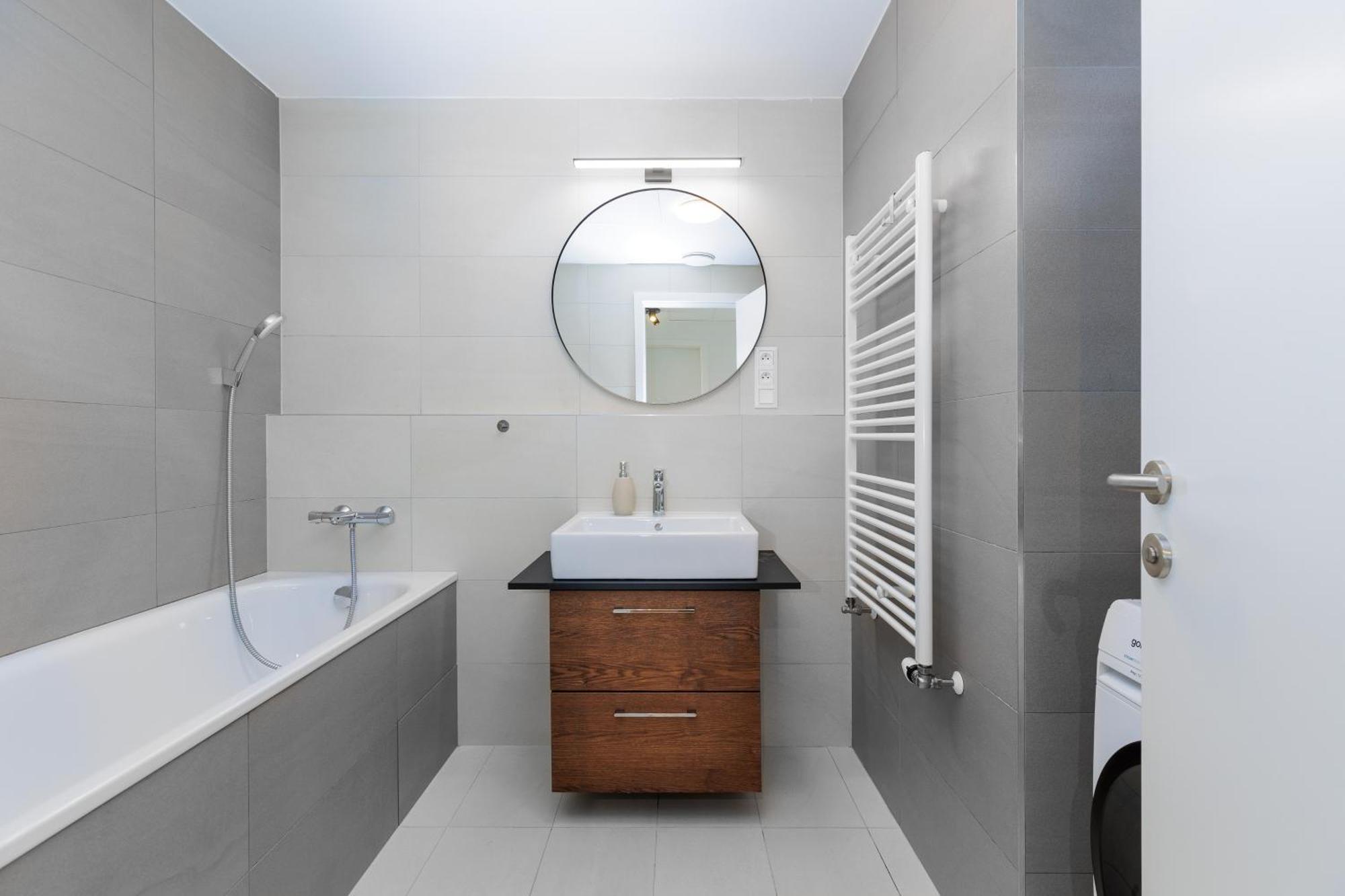 Sky Park 1 - Luxurious #Instaworthy Apartment In Downtown City Center With Included Parking, Best Address In Town Bratislava Exterior foto